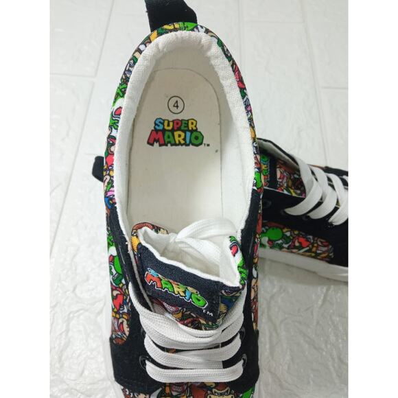 Official Nintendo Ground Up Super Mario Brothers Shoes Kids Multicolor Size 4 - Picture 5 of 9